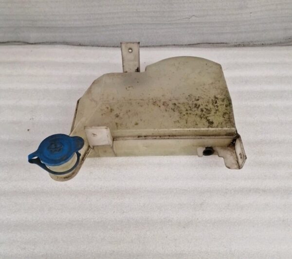 LDV Maxus Windscreen Washer Bottle 578500003 (46) - Image 10