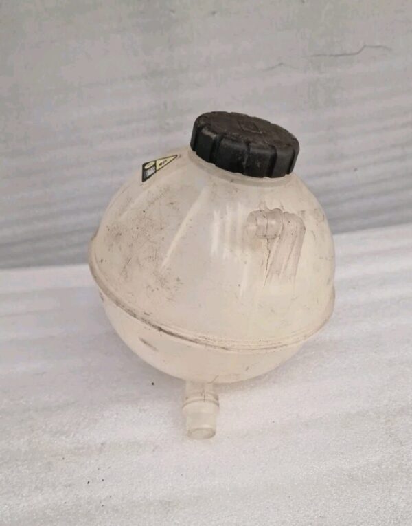 Mercedes Sprinter W907 Coolant Expansion Tank A9105010400 (48) - Image 8