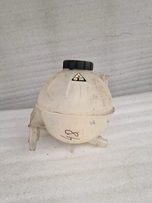 Mercedes Sprinter W907 Coolant Expansion Tank A9105010400 (48) - Image 9