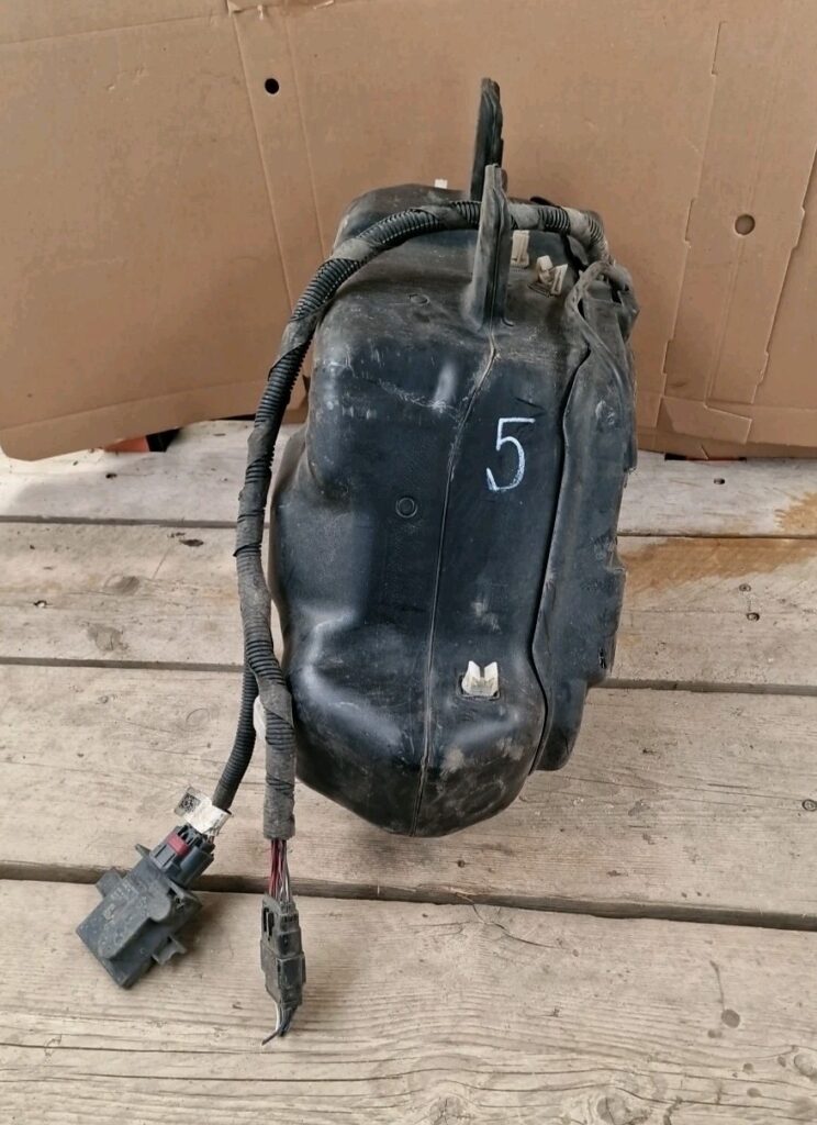 Ford Transit Custom Adblue Tank GK215J228AE (5) - Image 6