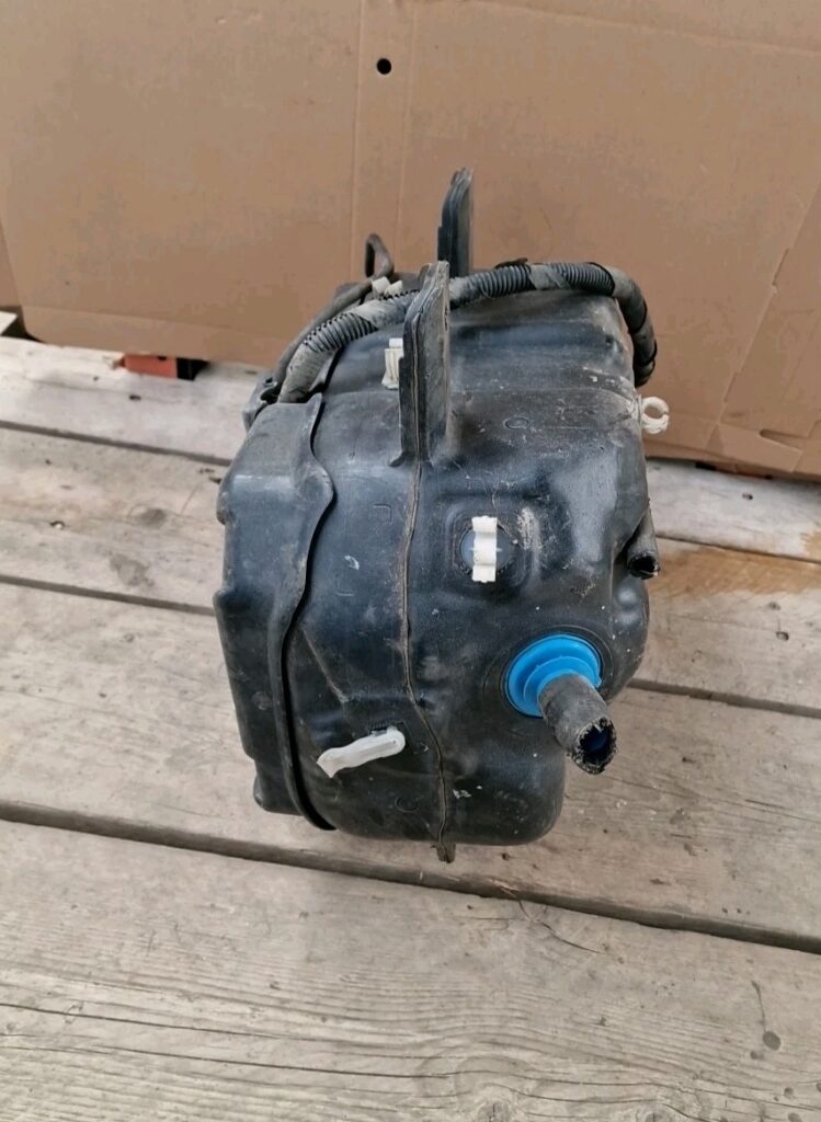 Ford Transit Custom Adblue Tank GK215J228AE (5) - Image 9