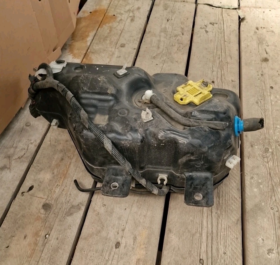 Ford Transit Custom Adblue Tank GK215J228AE (5) - Image 12