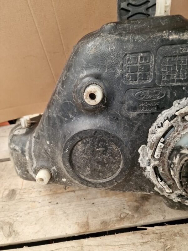 Ford Transit Custom Adblue Tank  GK215J228XX (13) - Image 17