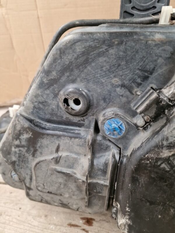 Ford Transit Custom Adblue Tank  GK215J228AF (14) - Image 12