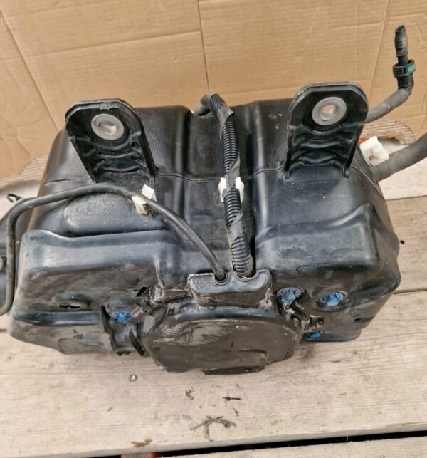 Ford Transit Custom Adblue Tank  GK215J228AF (14) - Image 15