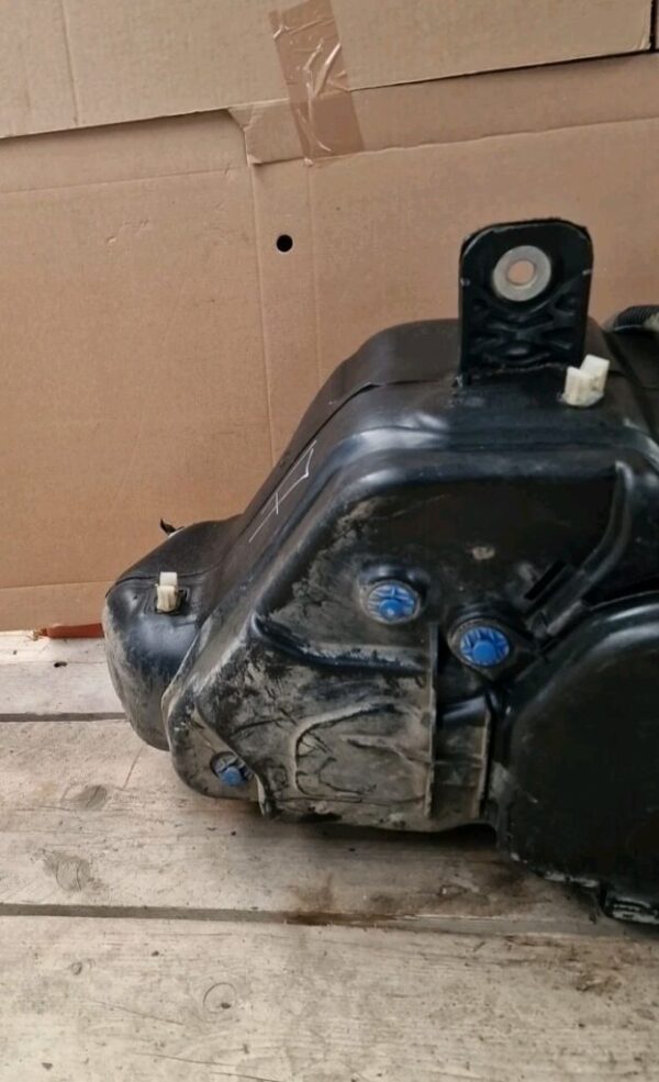 Ford Transit Custom Adblue Tank  GK215J228AE (17) - Image 2