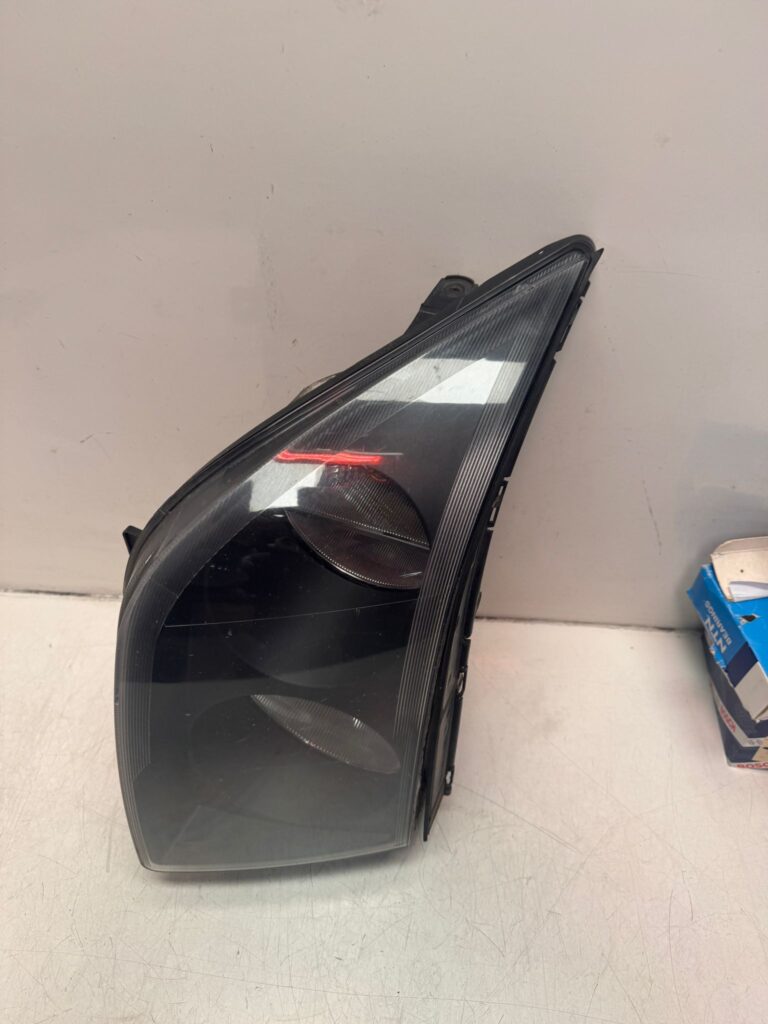 Volkswagen Crafter 2009 Headlight Left Passenger Side SPECIAL PRICE FOR JOE - Image 5