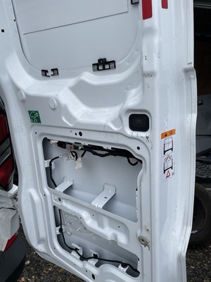 Ford Transit CUSTOM VW Transporter 2024 2025 Rear Door Right Side O/S BREAKING - Image 14