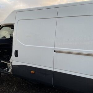 Iveco Daily 2015 2025 Side Loading Door Sliding Door Left BREAKING