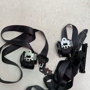 Ford Transit MK8 2016 Front Seat Belt Left And Right