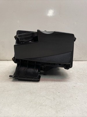 Peugeot Expert 2020 2.0 Air Filter Box 9676423480 - Image 2