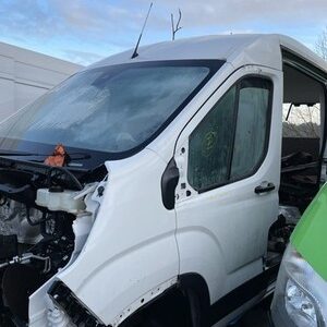 LDV Maxus Deliver 9 Front Door Left Side N/S White BREAKING NO MIRROR
