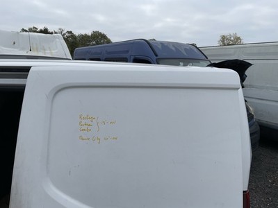 Citroen Berlingo Partner Combo Proace City 2019 ON Left Sliding Door Side Loadin - Image 3