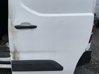 Citroen Berlingo Partner Combo Proace City 2019 ON Left Sliding Door Side Loadin - Image 6