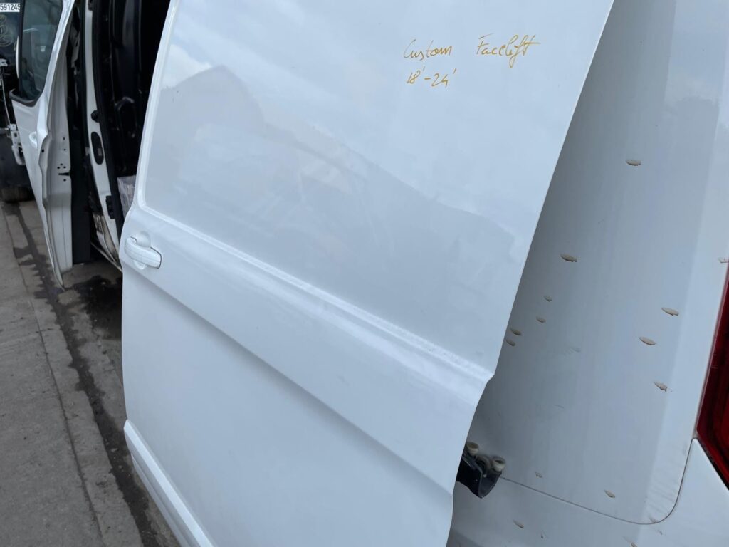 Ford Transit CUSTOM 2018 2024 Facelift Side Loading Door Sliding Door White - Image 11