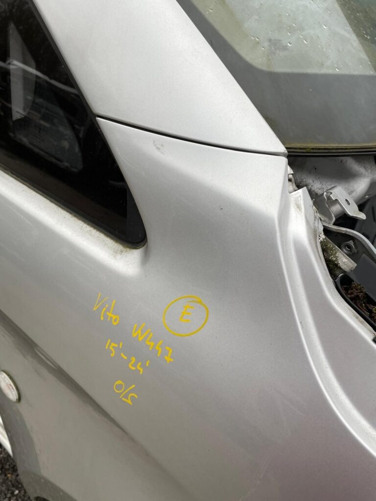 Mercedes Vito V Class Viano 2015 2024 Wing Fender Right Side O/S Silver BREAKING - Image 5