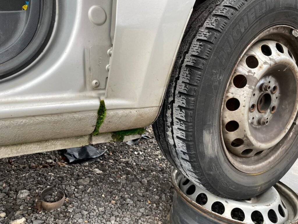 Mercedes Vito V Class Viano 2015 2024 Wing Fender Right Side O/S Silver BREAKING - Image 13