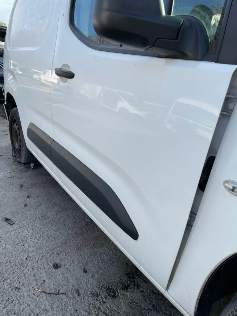 Vauxhall Combo Partner Berlingo 2019 2025 Front Door Right Side O/S White - Image 11