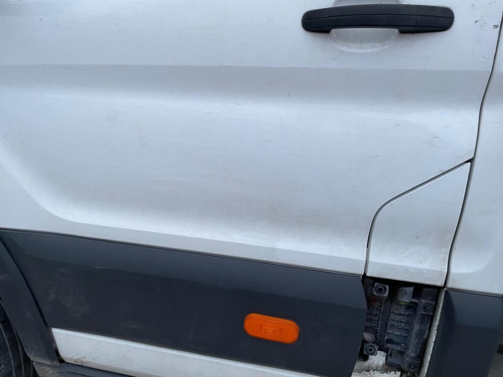 Ford Transit MK8 2015 2024 Front Door Left Side N/S In White NO MIRROR BREAKING - Image 8