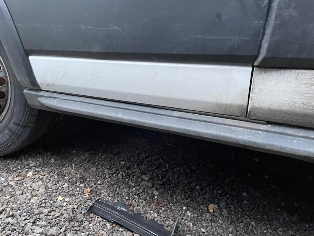 Ford Transit MK8 2015 2024 Front Door Left Side N/S In White NO MIRROR BREAKING - Image 10