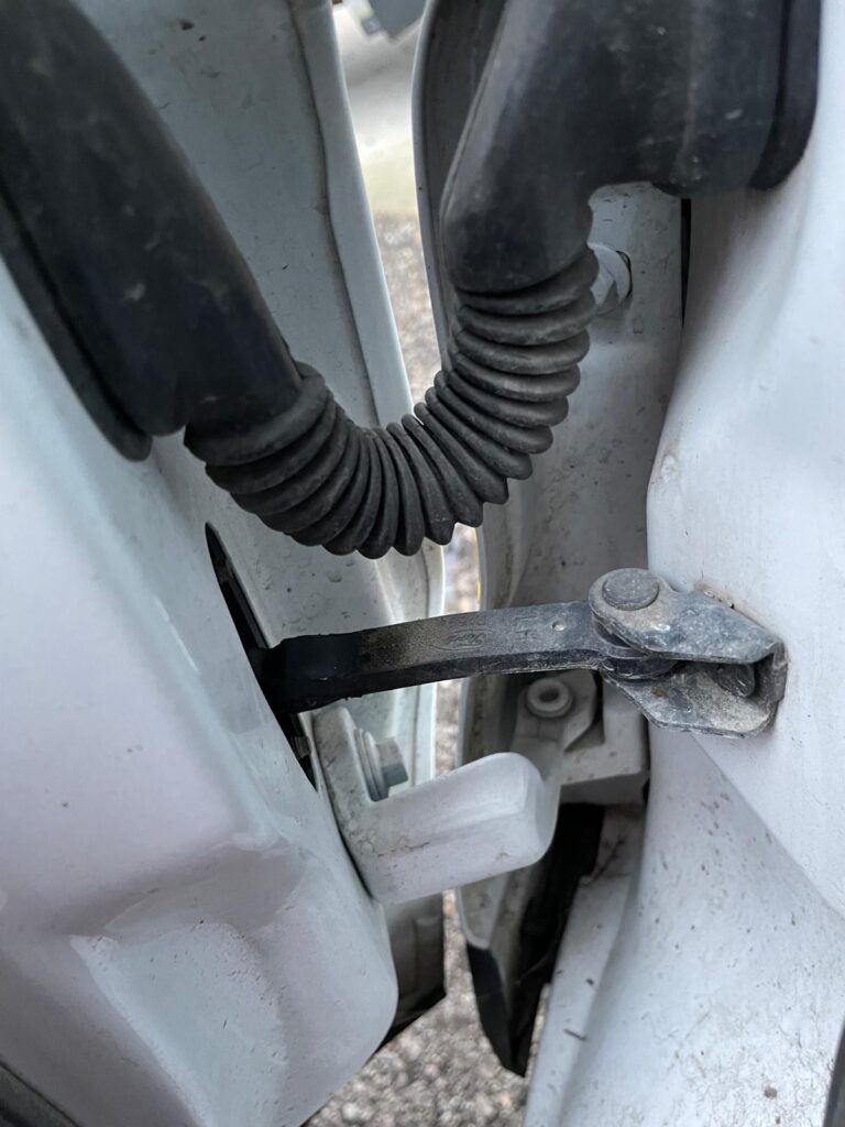 Ford Transit MK8 2015 2024 Front Door Left Side N/S In White NO MIRROR BREAKING - Image 12