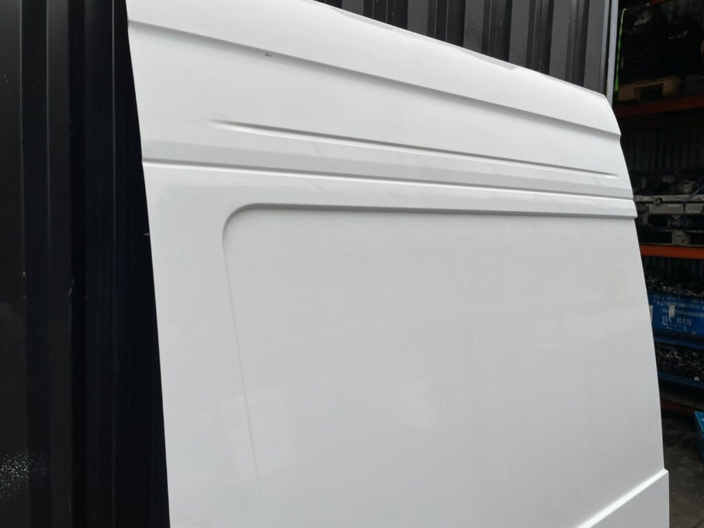 Mercedes Sprinter W907 W910 2018 2025 Side Loading Door Sliding Door BREAKING - Image 10