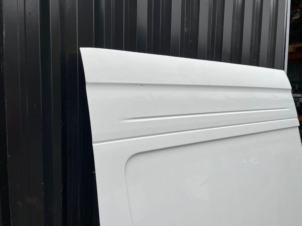 Mercedes Sprinter W907 W910 2018 2025 Side Loading Door Sliding Door BREAKING - Image 11