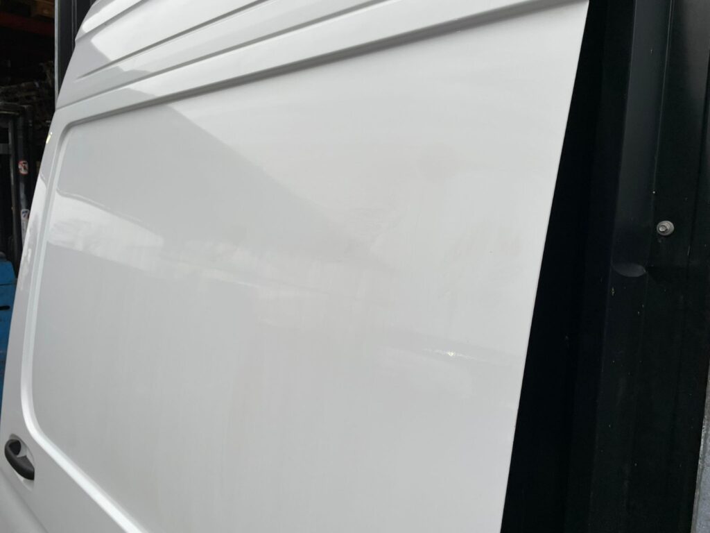 Mercedes Sprinter W907 W910 2018 2025 Side Loading Door Sliding Door BREAKING - Image 14