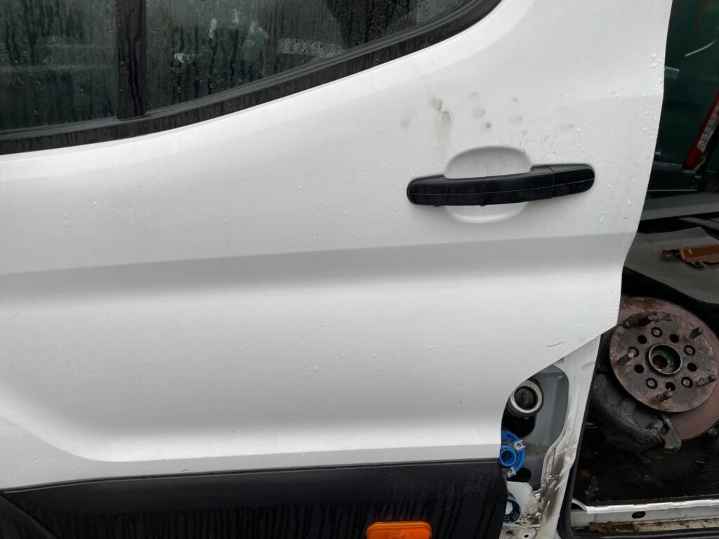 Ford Transit MK8 2015 2025 Front Door Left Side N/S BREAKING NO MIRROR - Image 10