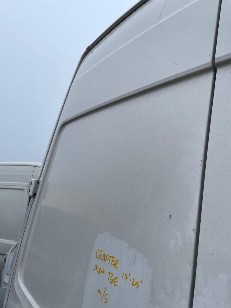 Volkswagen Crafter MAN TGE 2017 2025 Rear Doors Left And Right Pair BREAKING - Image 10