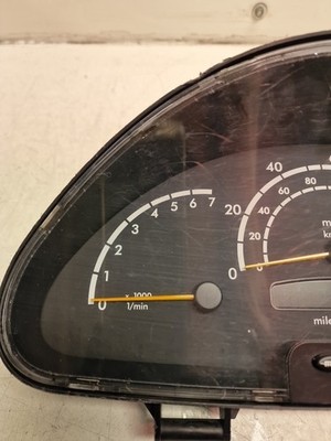 Mercedes Sprinter Speedometer Cluster A0004467021 (32). - Image 11
