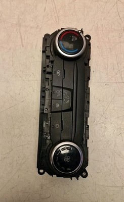 Ford Transit Custom MK8 Climate Control Panel (16). - Image 9