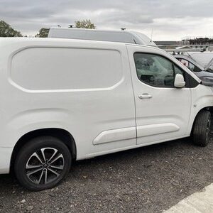 Peugeot Partner Berlingo Combo 2019 2024 Front Door Right Side O/S White