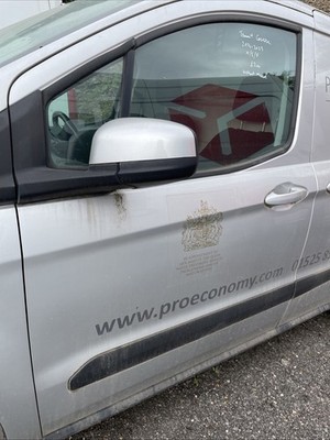 Ford Transit COURIER 2014 23 Front Door Left N/S In Silver No MIRROR - Image 3