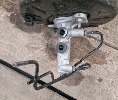 Mercedes Sprinter Brake Master Cylinder A9104300100 (134) - Image 9