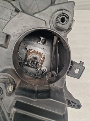 Mercedes Sprinter 2018-ON Right Side Headlight A9109060300 (45) Scratches - Image 12