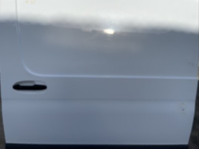 Mercedes Sprinter W907 W910 2019 2022 Side Loading Door Sliding Door BREAKING - Image 4