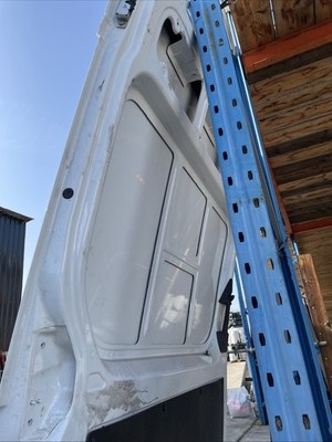 Mercedes Sprinter W907 W910 2019 2022 Side Loading Door Sliding Door BREAKING - Image 18