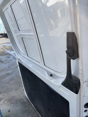 Mercedes Sprinter W907 W910 2019 2022 Side Loading Door Sliding Door BREAKING - Image 19