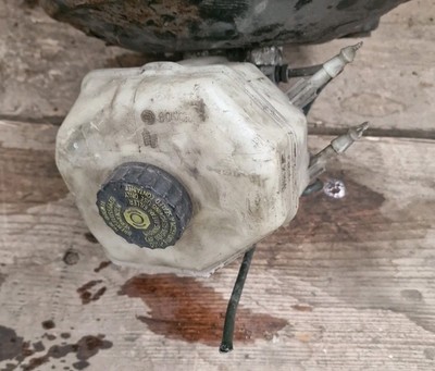 Mercedes Sprinter Brake Master Cylinder A9064300208 (138) - Image 7