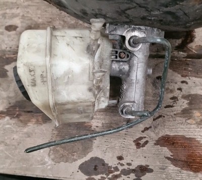 Mercedes Sprinter Brake Master Cylinder A9064300208 (138) - Image 8