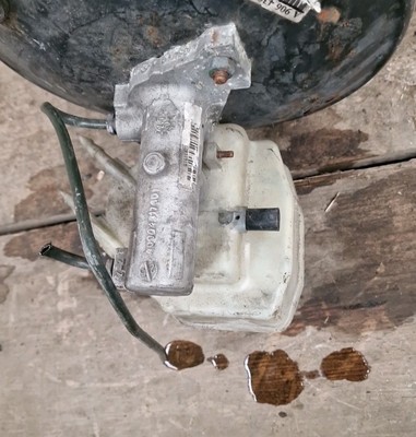 Mercedes Sprinter Brake Master Cylinder A9064300208 (138) - Image 10