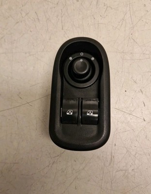 Renault Master /Movano Front Right Side Window Switch 8200637849(20).