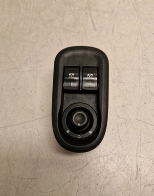 Renault Master /Movano Front Right Side Window Switch 8200637849(20). - Image 3