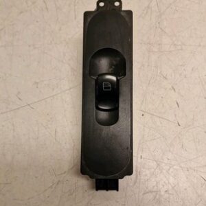 Mercedes Sprinter Front Left Side Window Switch A9065451913 (30).
