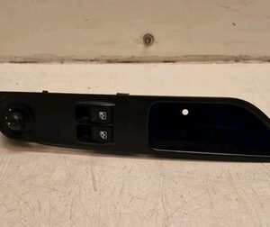 Iveco Daily Front Right Side Window Switch 5802846173 (31).