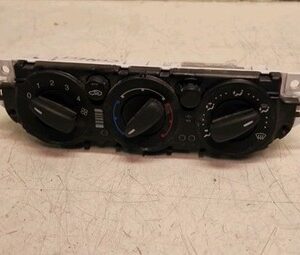 Ford Transit Connect A/C Climate Control Panel DT1T18549AD( 13).
