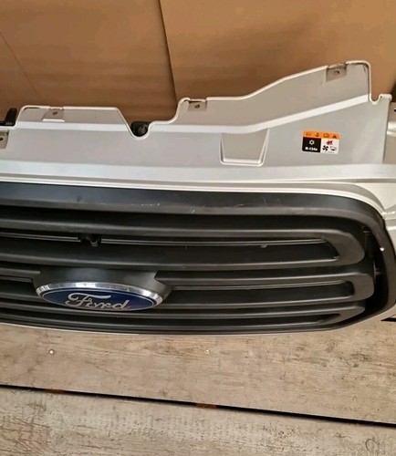 Ford Transit MK8 2015-2024 Front Grille (21) - Image 9