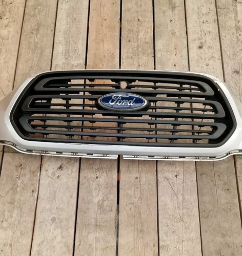 Ford Transit MK8 2015-2024 Front Grille (21) - Image 18