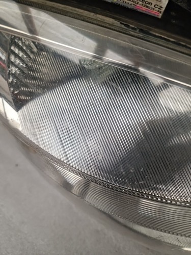 Citroen Berlingo/Partner Right Side Headlight 9644151080 (203) Scratches - Image 22